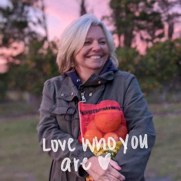 Meet your Posher, Patty - Picture 1 of 1